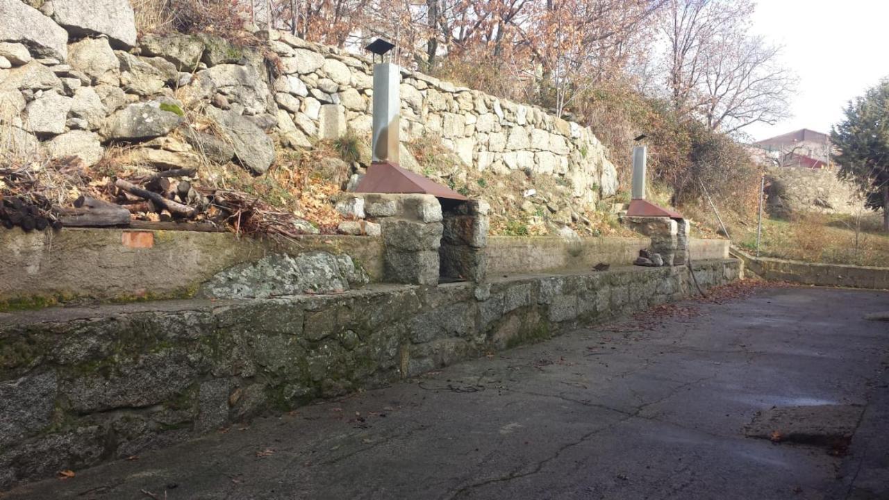 Casa Rural El Maestro I Navalosa Luaran gambar